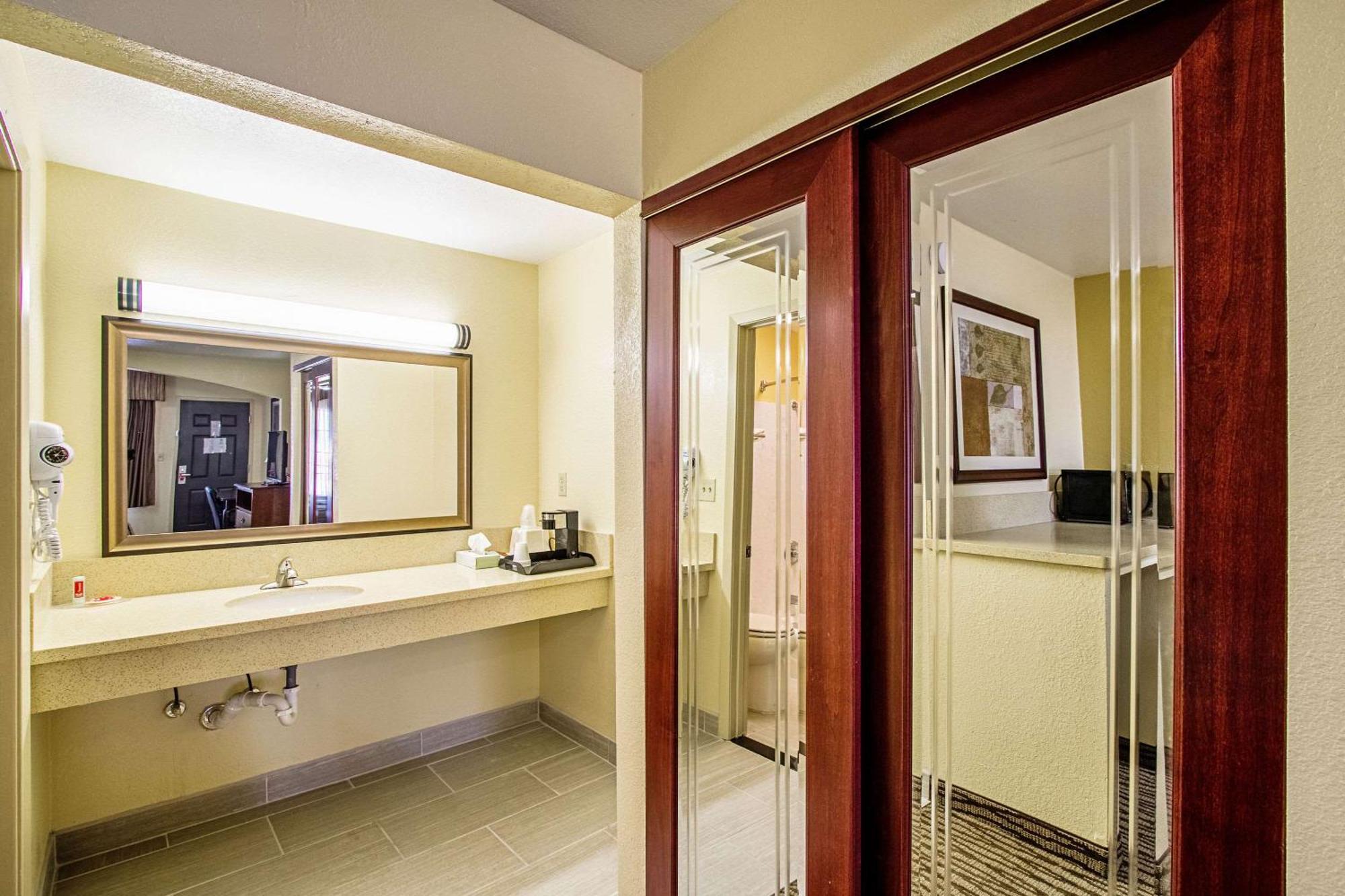 Super 8 By Wyndham Jackson Ms Hotel Luaran gambar