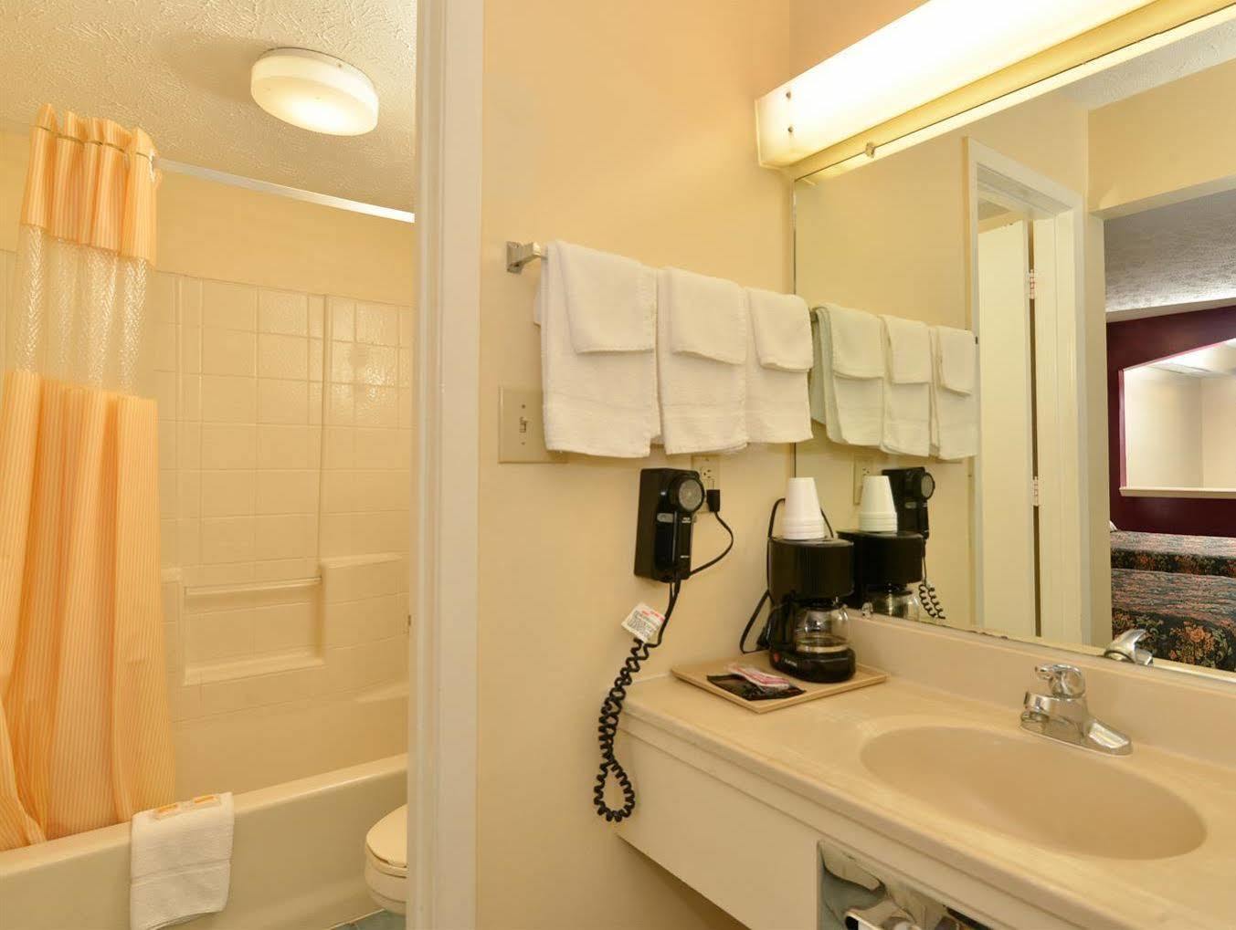 Super 8 By Wyndham Jackson Ms Hotel Luaran gambar